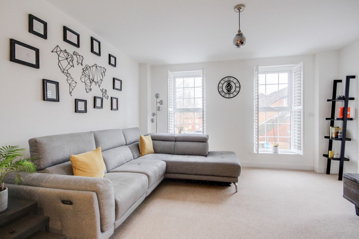 Saxons Court, Wokingham