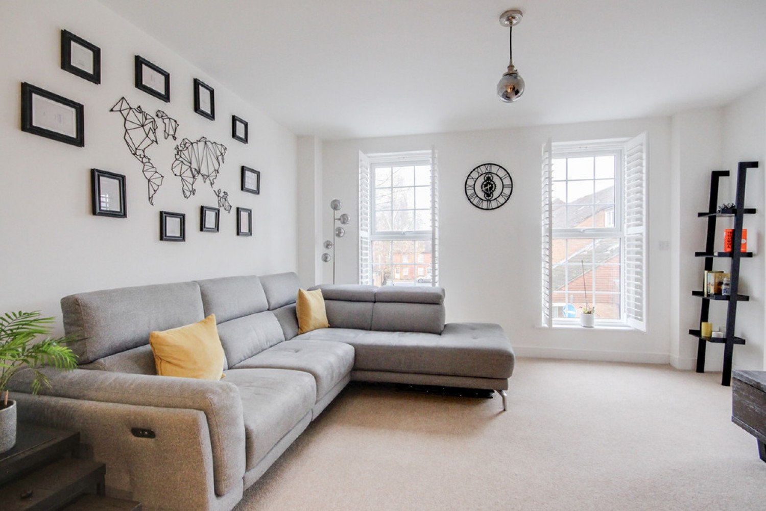 Saxons Court, Wokingham