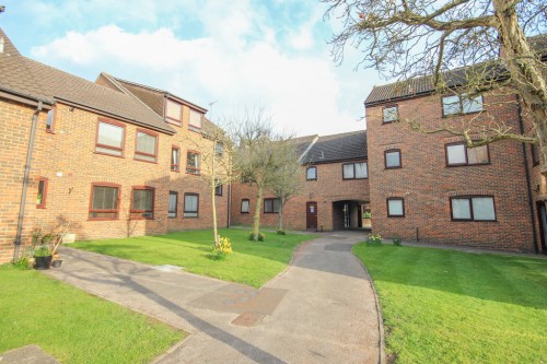 Sharonelle Court, Wokingham