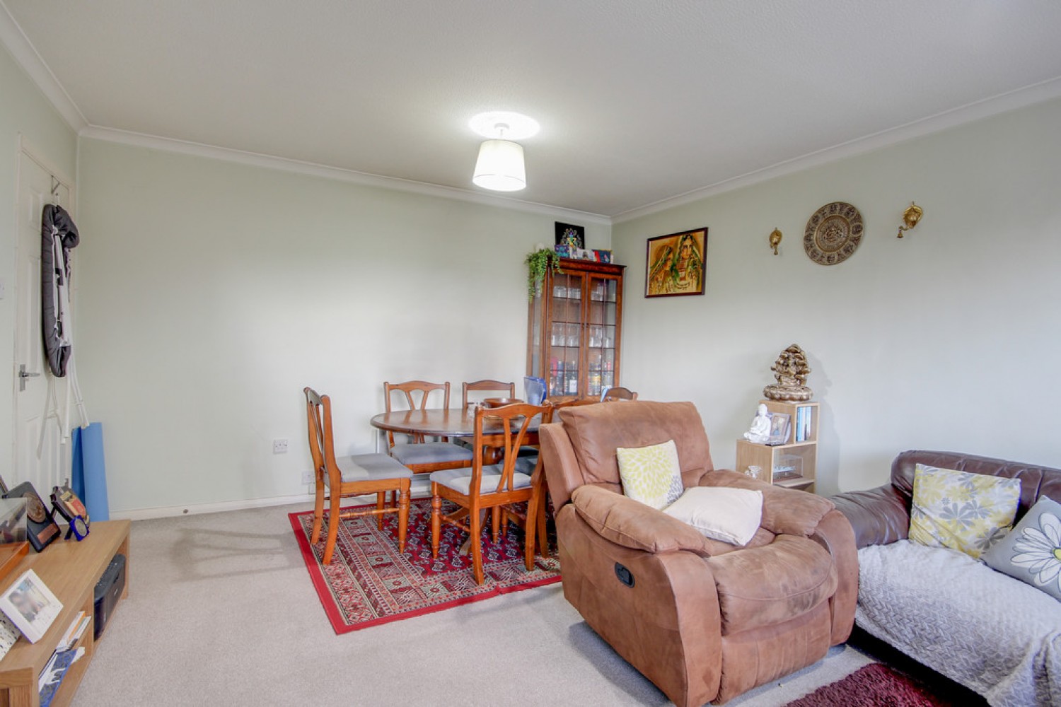 Sharonelle Court, Wokingham