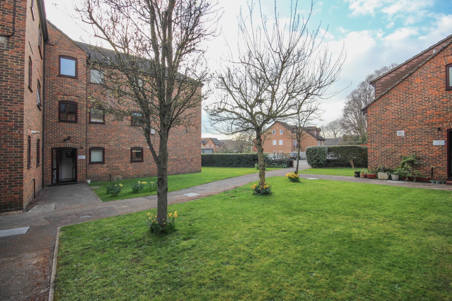 Sharonelle Court, Wokingham
