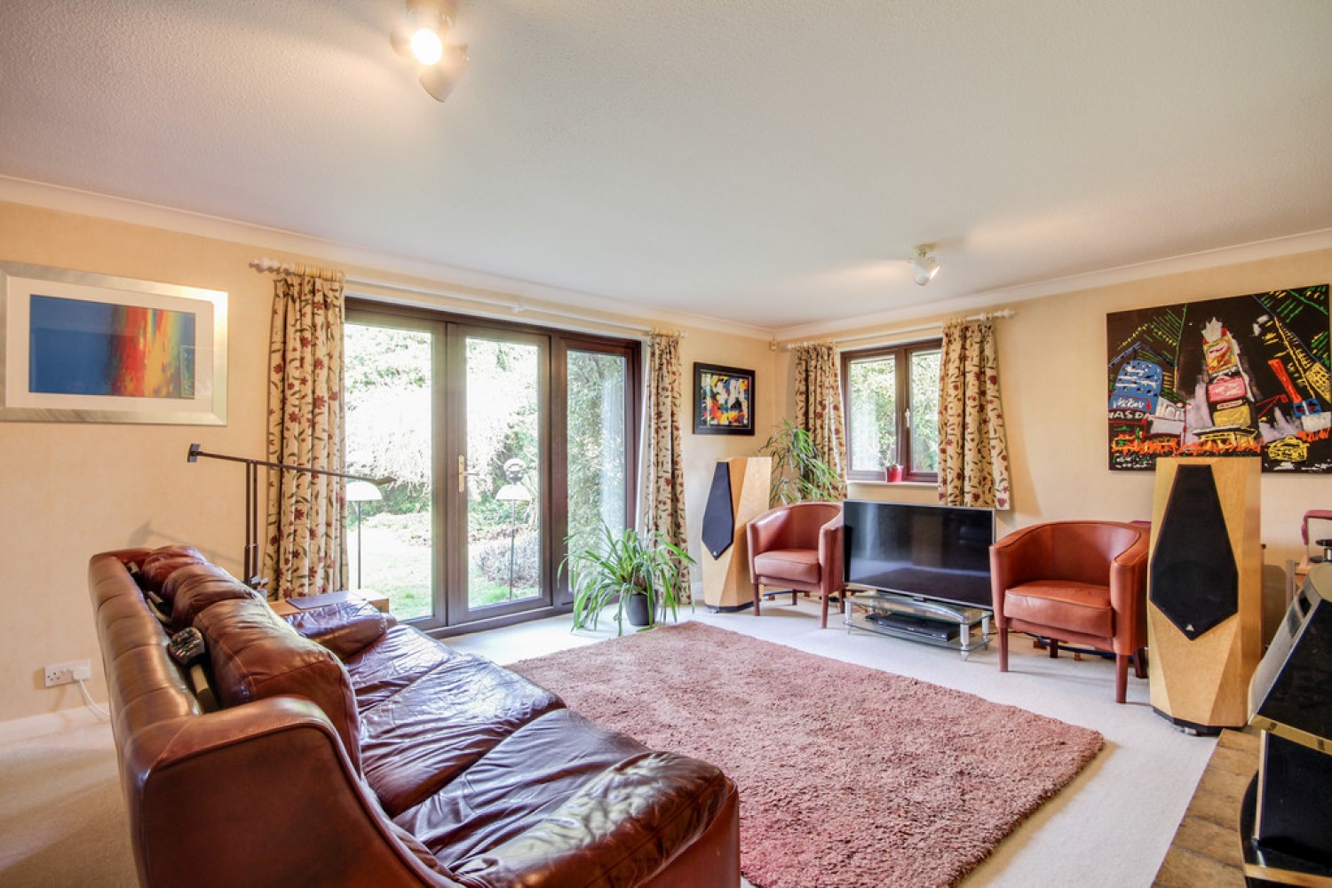 Finchampstead Road, Finchampstead