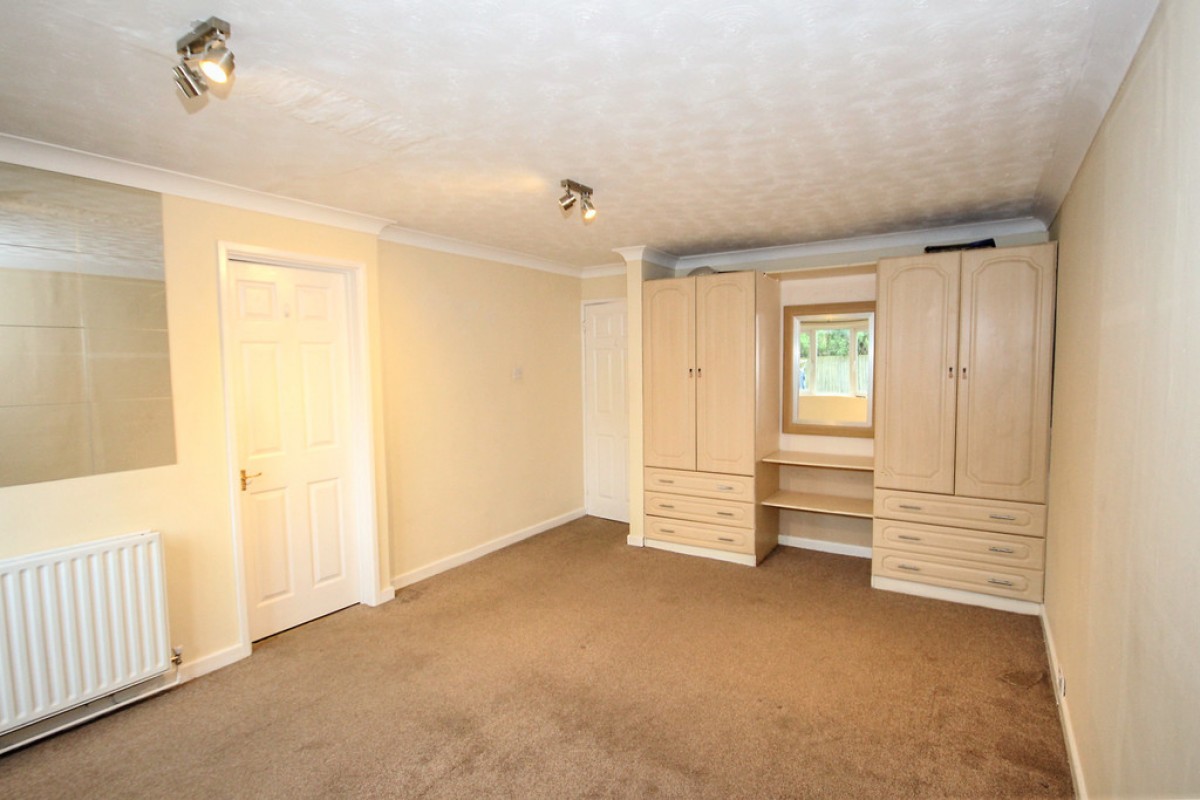 Warren House Road, Wokingham