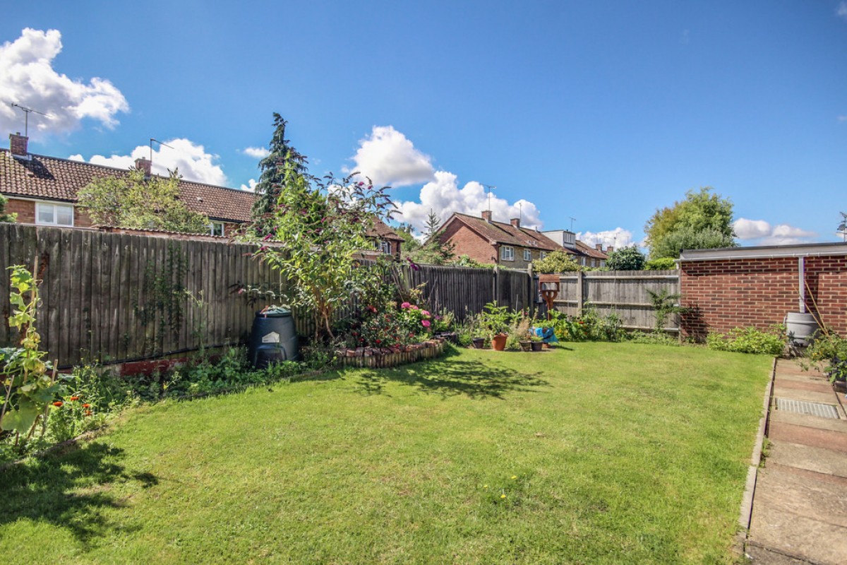 Warren House Road, Wokingham