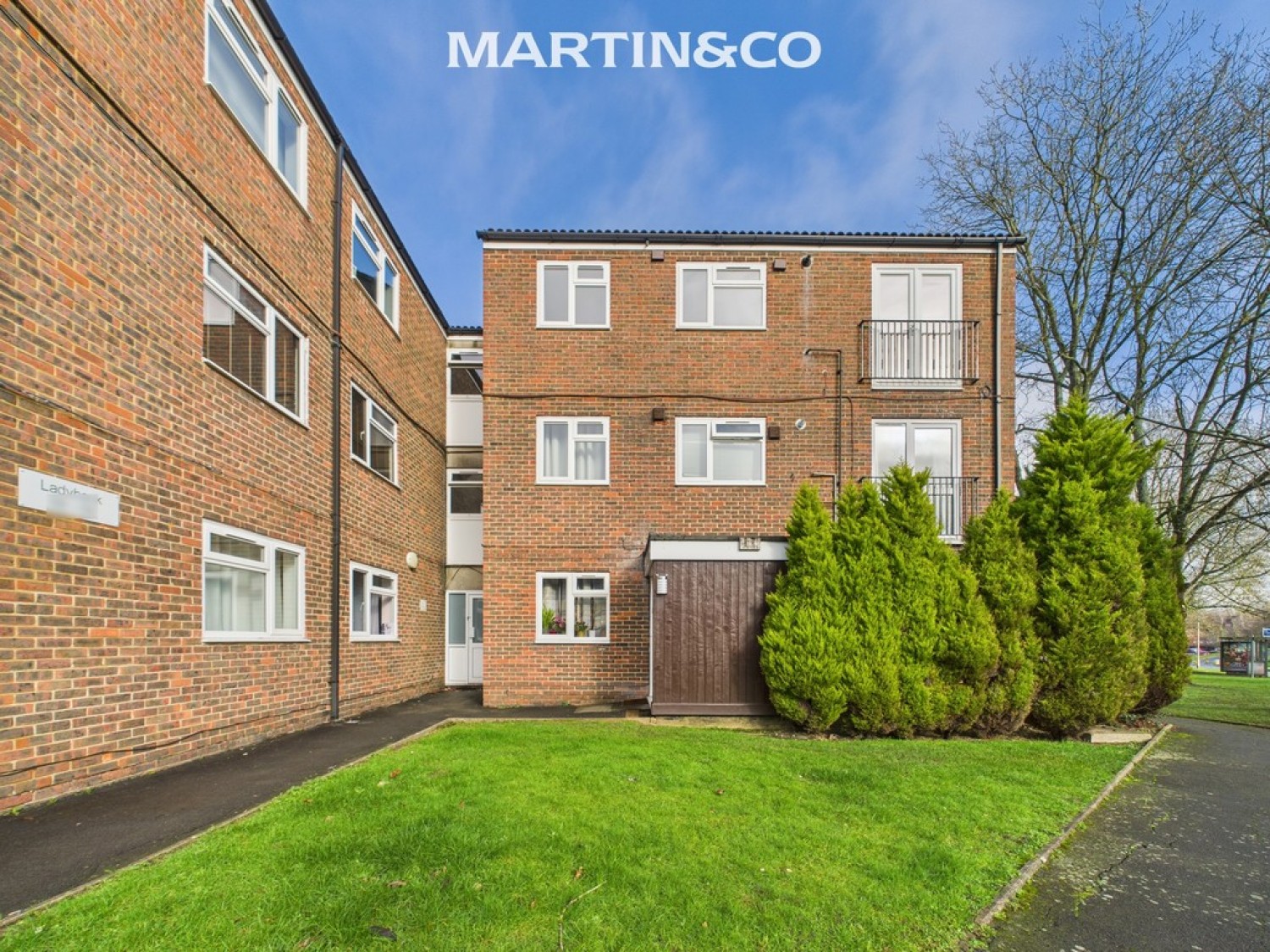 1 bedroom Flat for Sale Ladybank, Bracknell