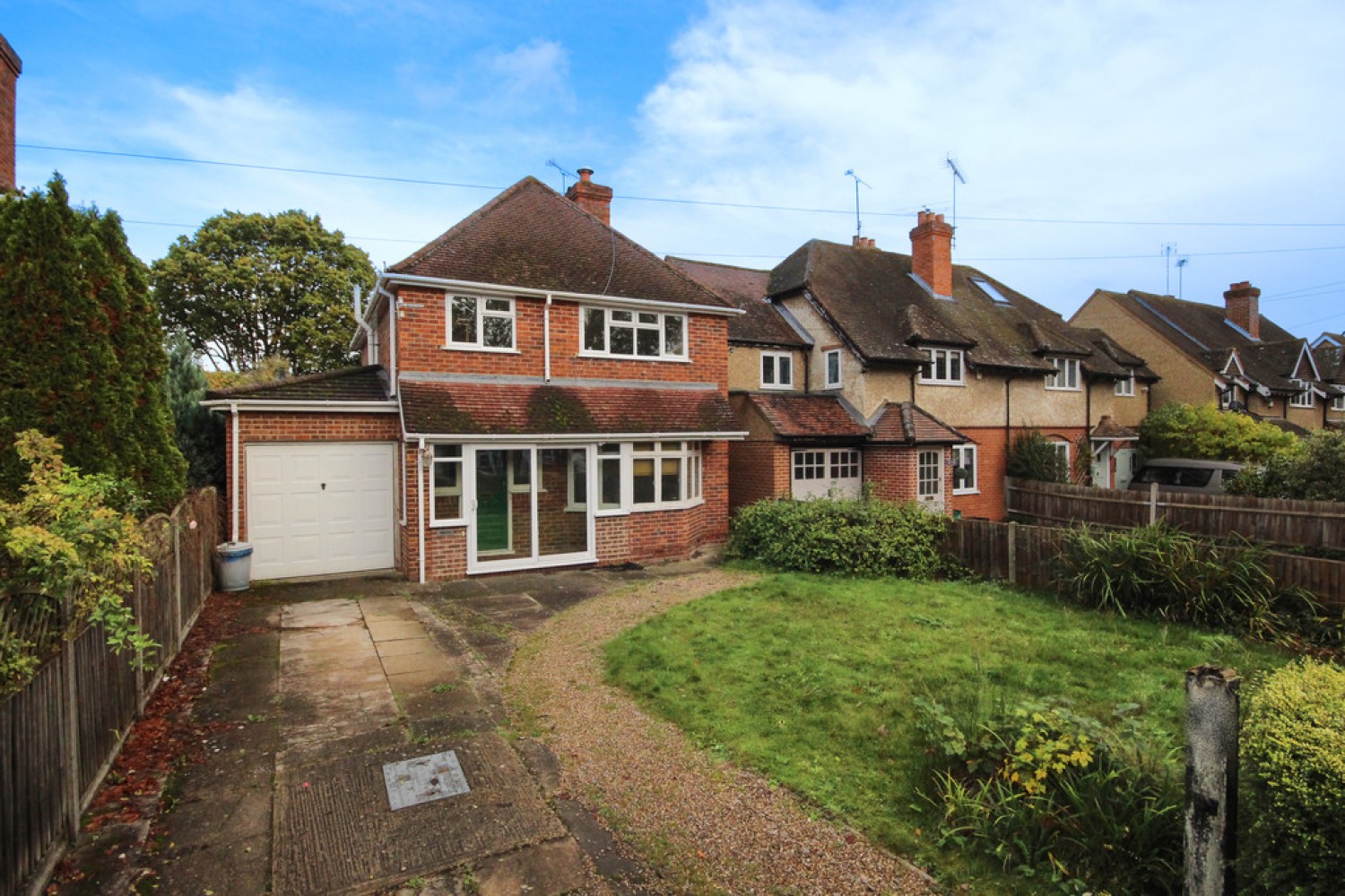 3 bedroom House for Letting Luckley Road Wokingham