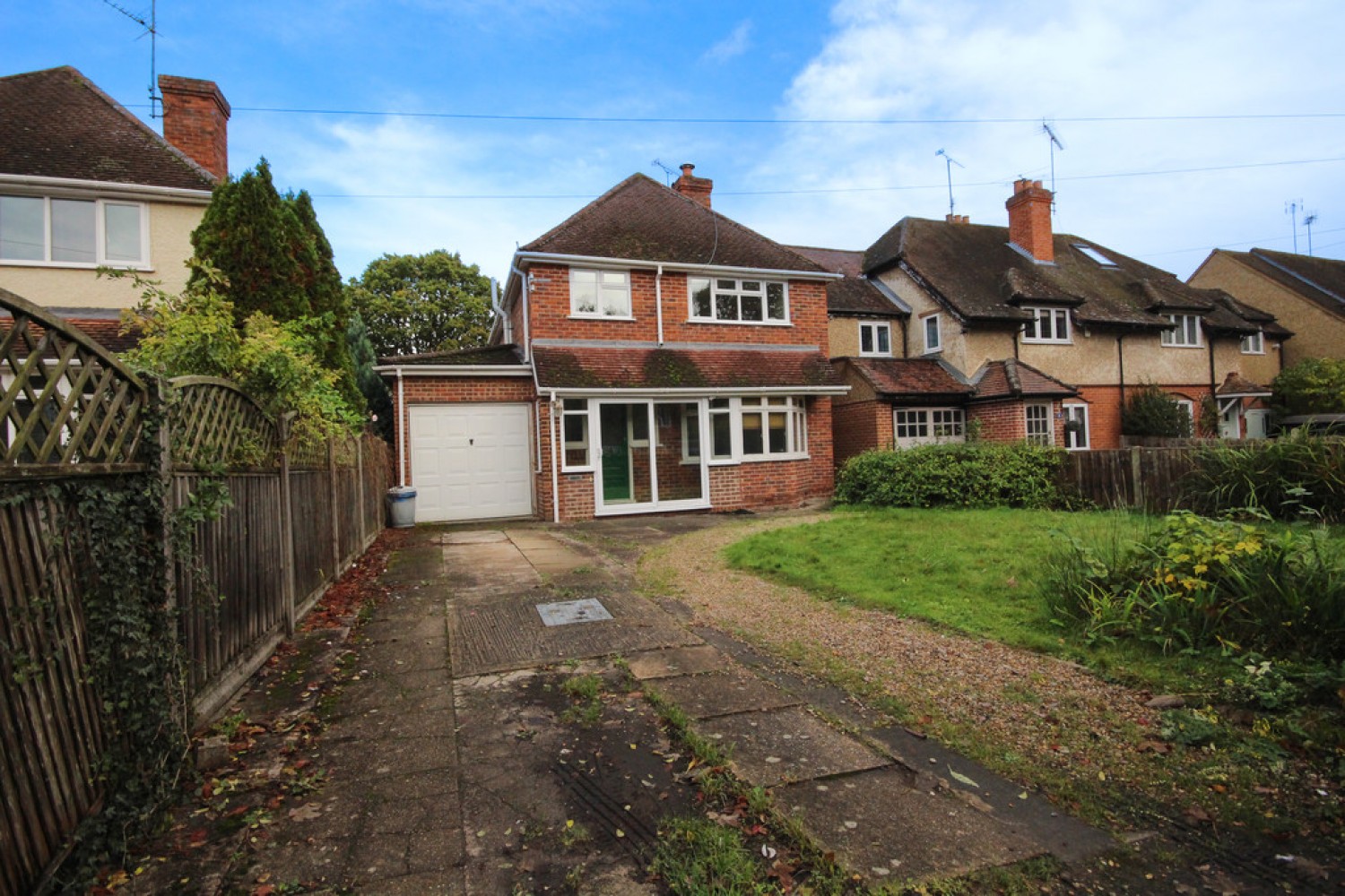 3 bedroom House for Letting Luckley Road Wokingham