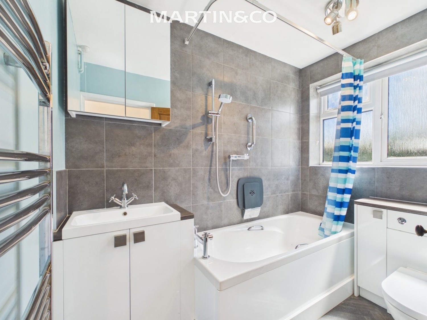 1 bedroom Flat for Sale Herons Way, Wokingham
