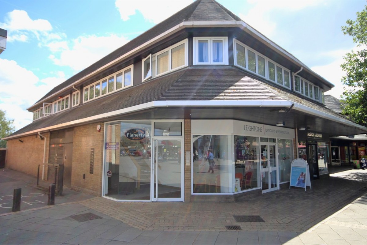 Crockhamwell Road Woodley