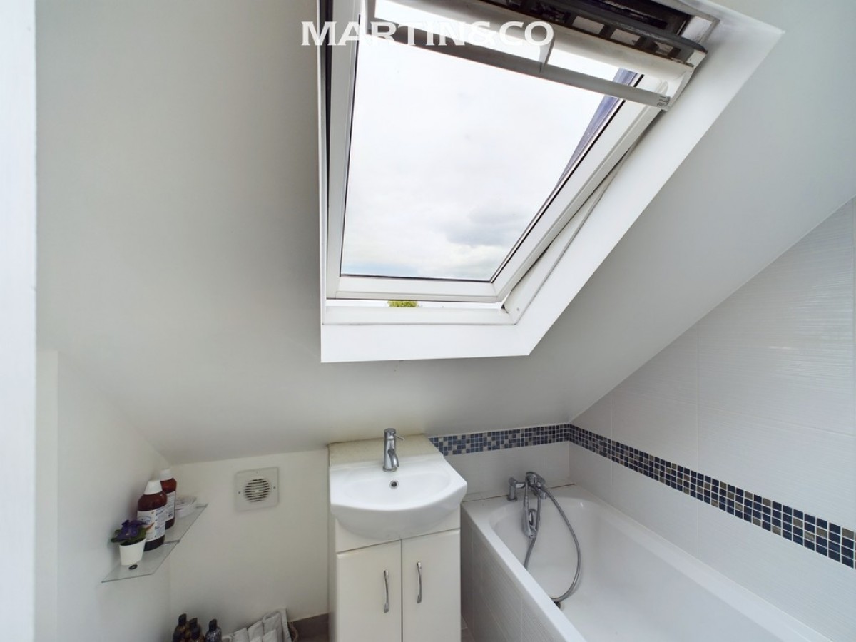 Oaklands Drive, Wokingham
