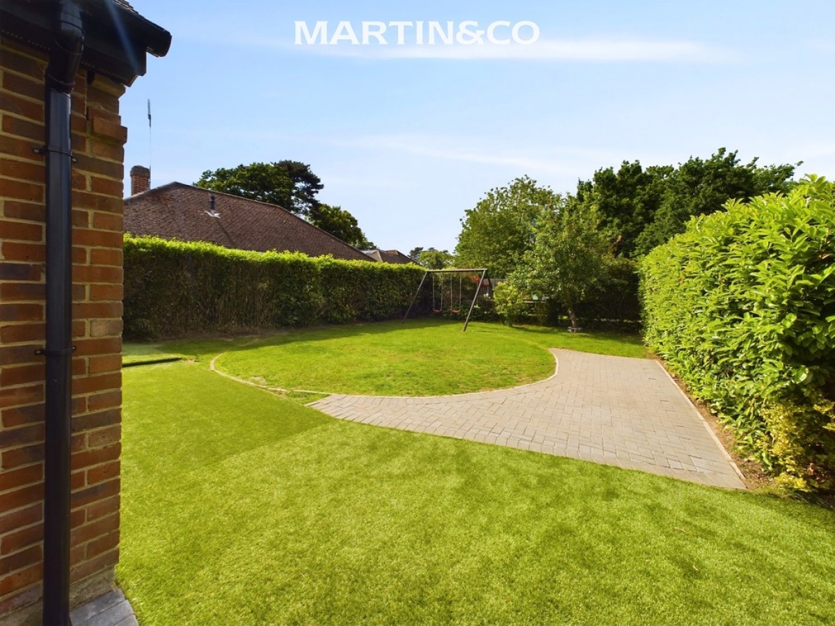 Oaklands Drive, Wokingham