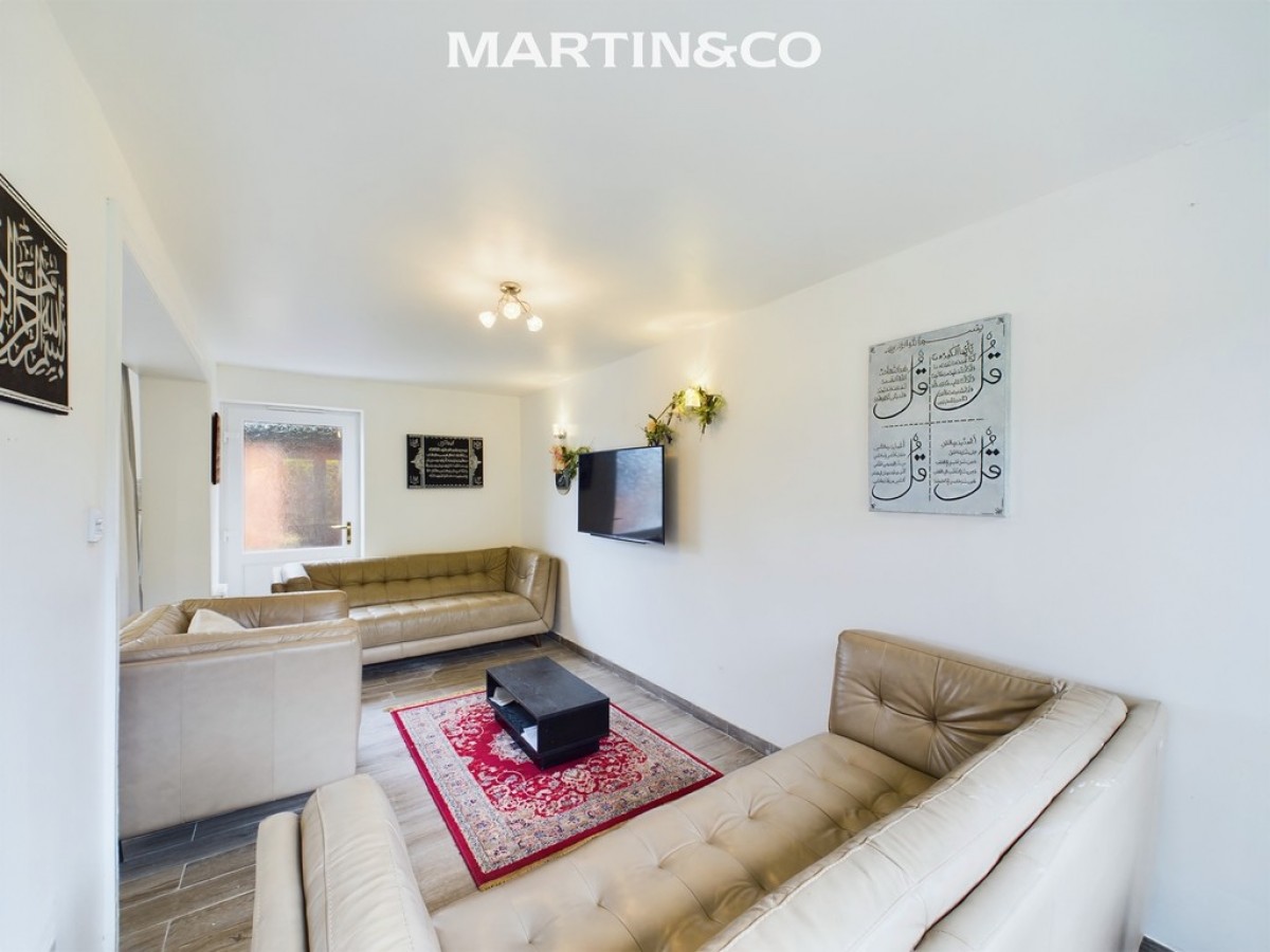 Oaklands Drive, Wokingham