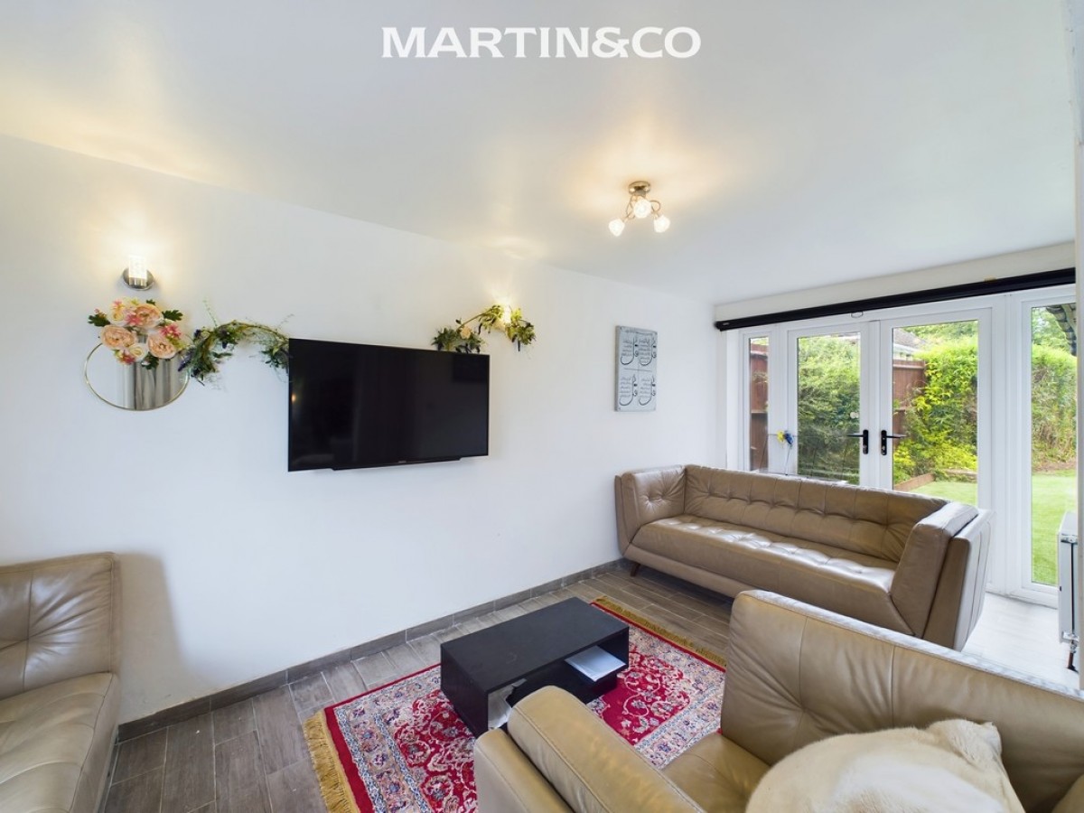 Oaklands Drive, Wokingham