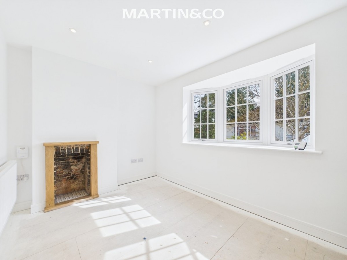 Oakingham Court, Heath Hill Road North