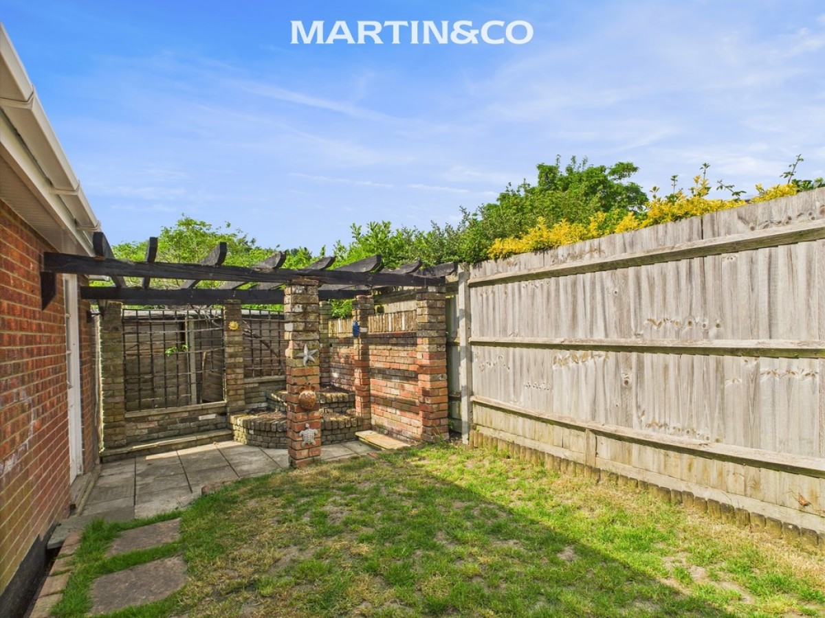 Chamberlain Gardens, Arborfield Cross