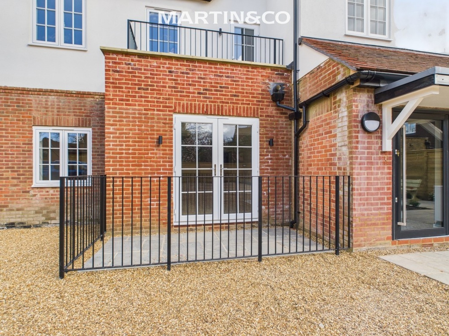 Oakingham Court, Heath Hill Road North