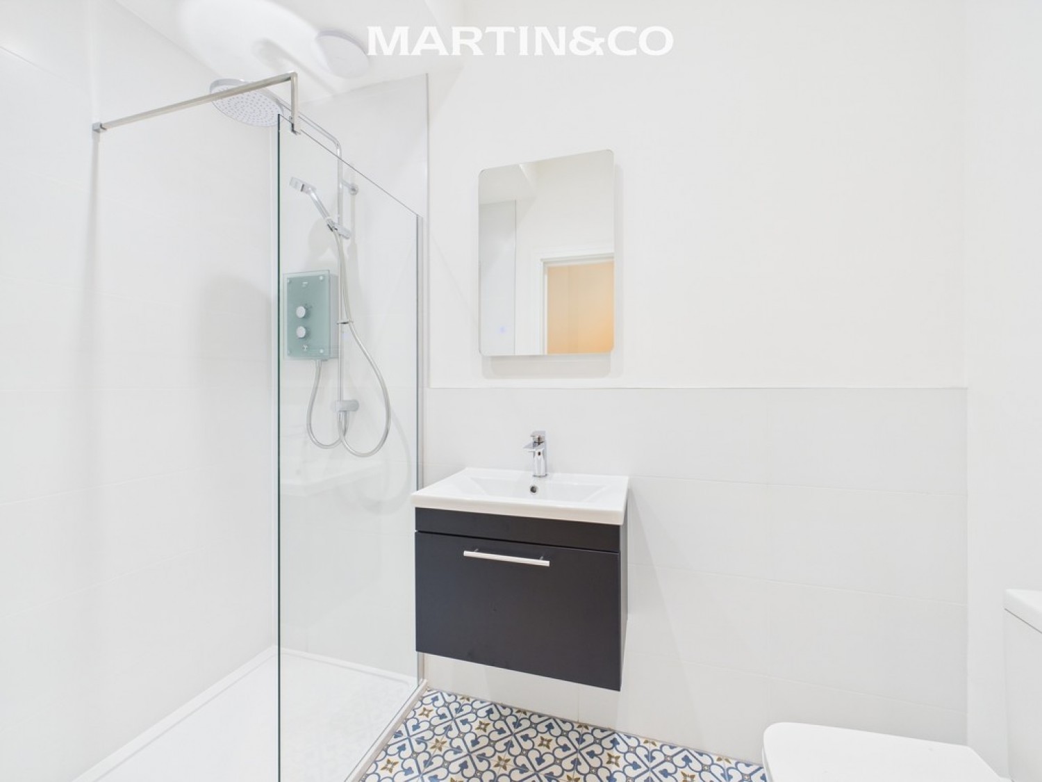 Oakingham Court, Heath Hill Road North