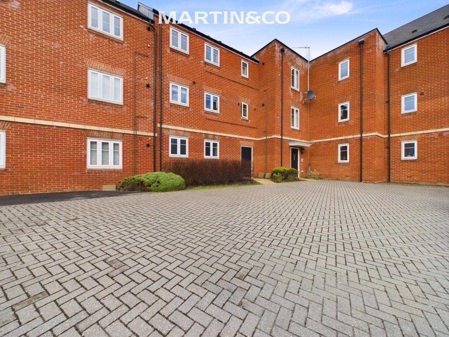 2 bedroom Flat for Letting William Heelas Way