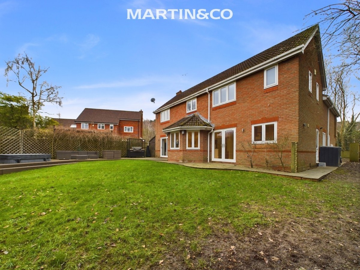 Montague Close, Wokingham