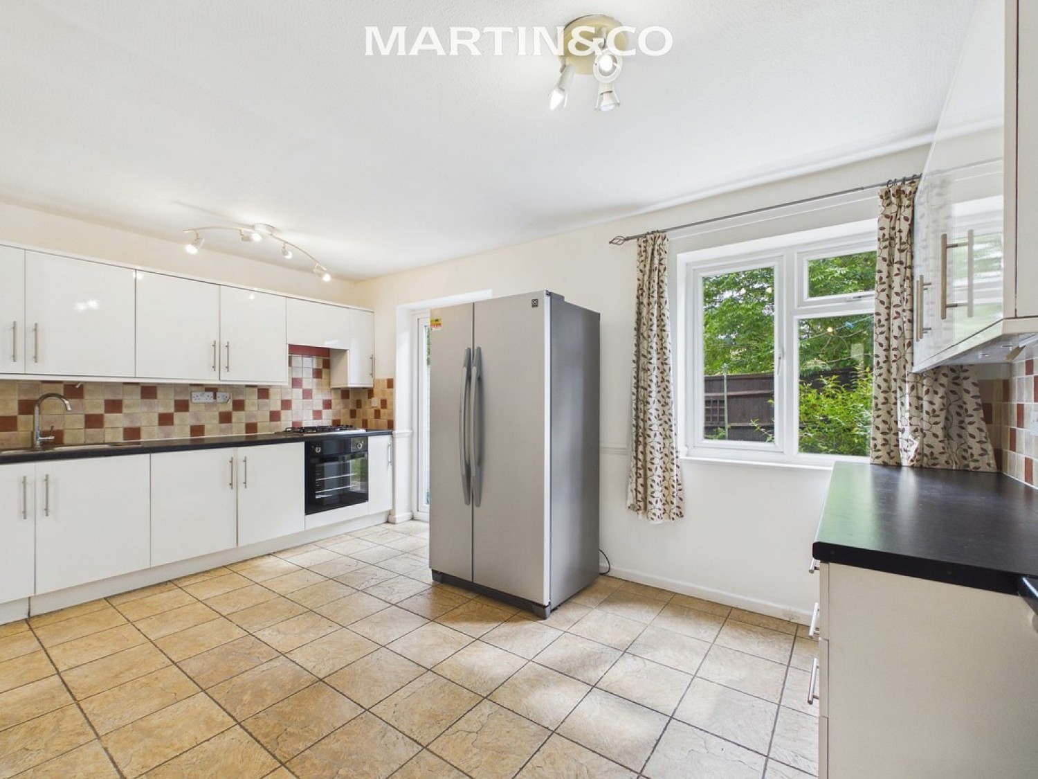 4 bedroom House for Sale Ollerton, Bracknell
