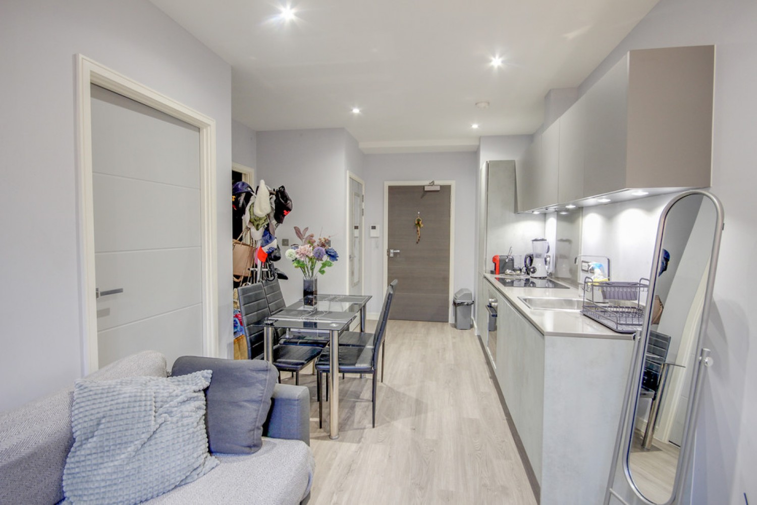 1 bedroom Flat for Letting Abbey House, Bracknell, Berkshire