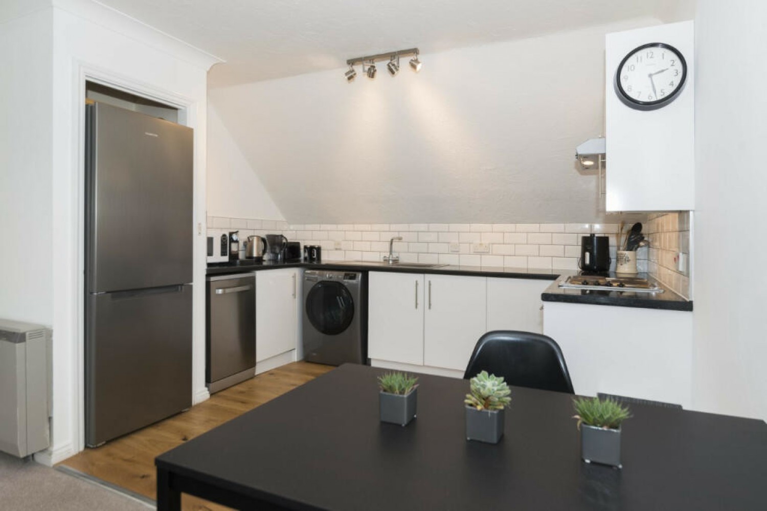 Wyvern Close, Bracknell