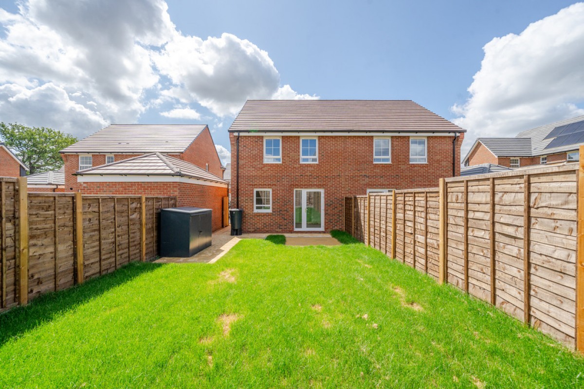 Farrow Place, Finchampstead