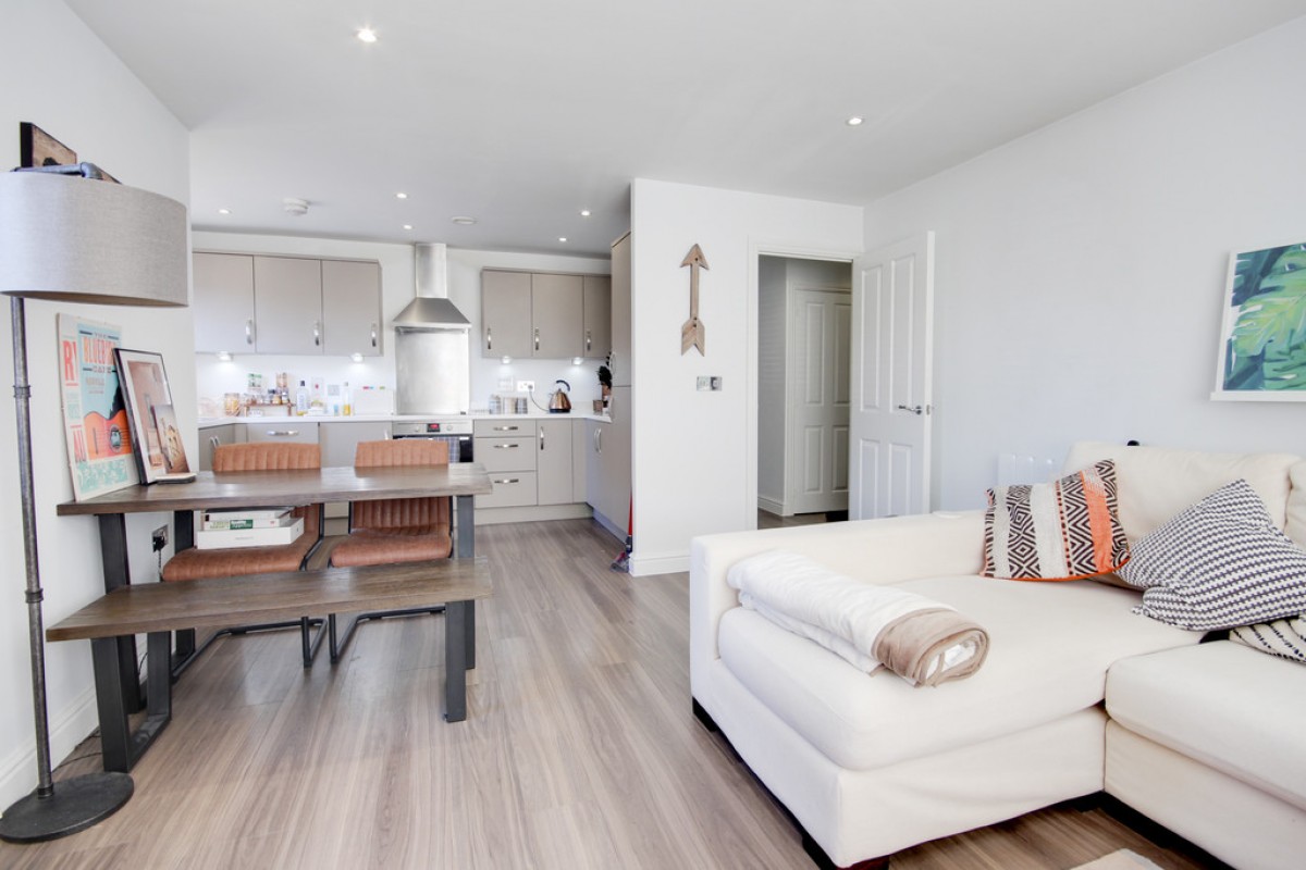 Outfield Crescent, Wokingham