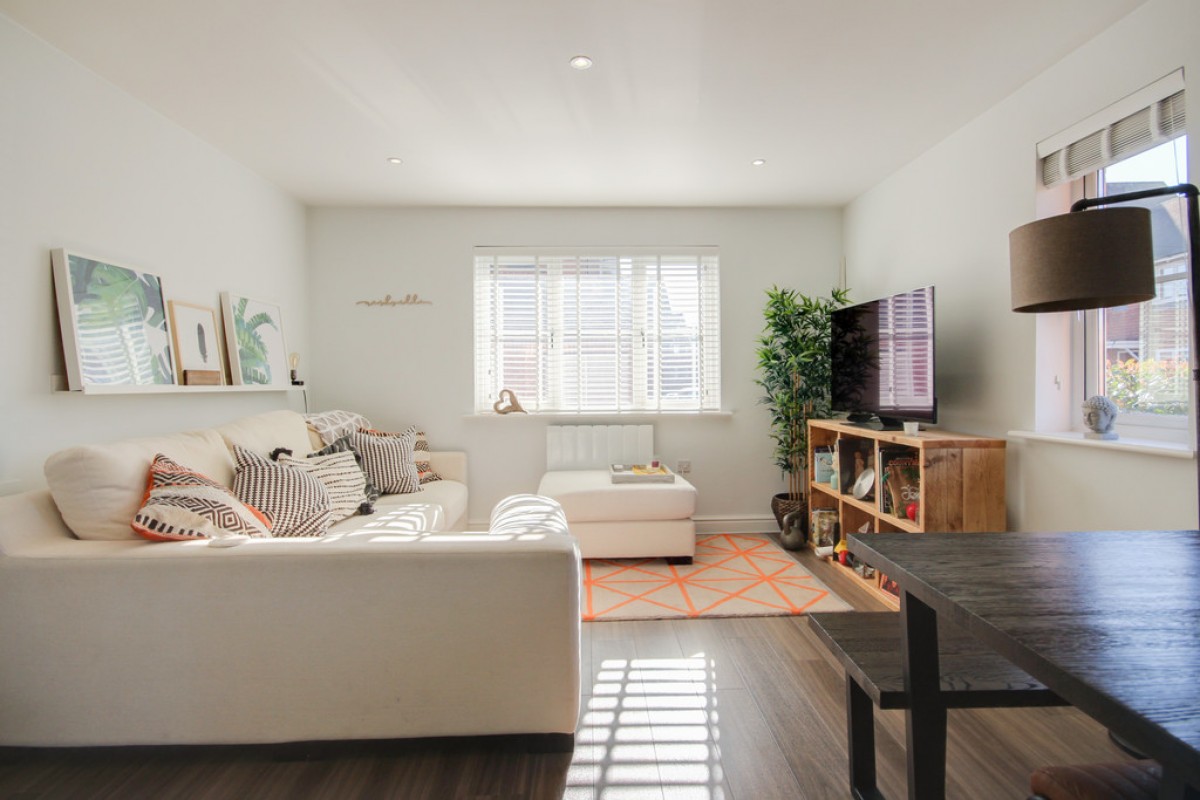 Outfield Crescent, Wokingham