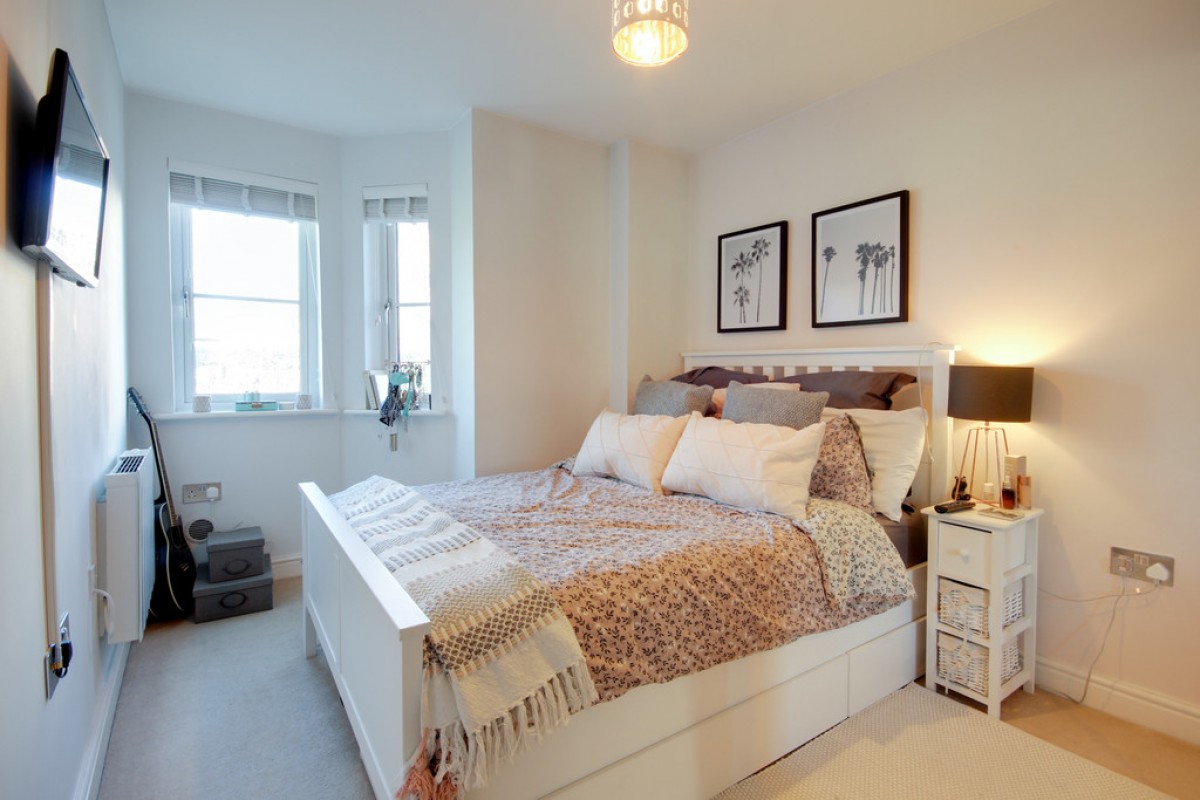 Outfield Crescent, Wokingham