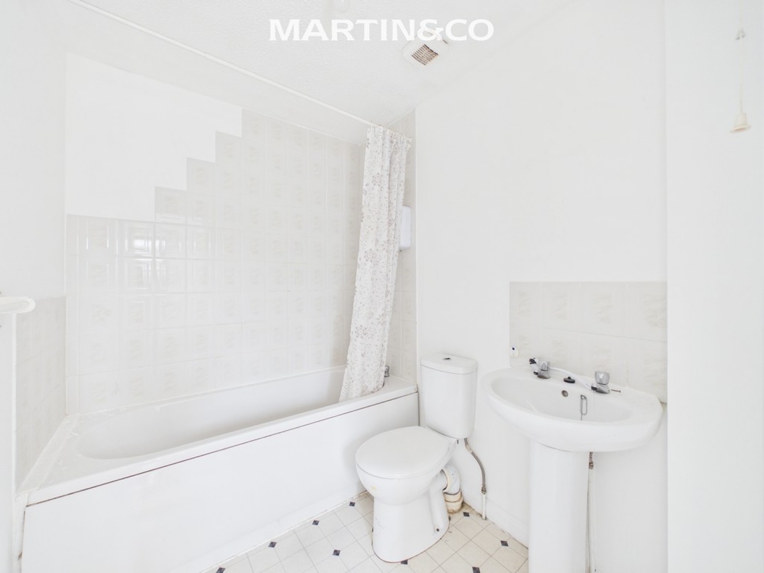 1 bedroom Property for Sale Orchard Close, Wokingham