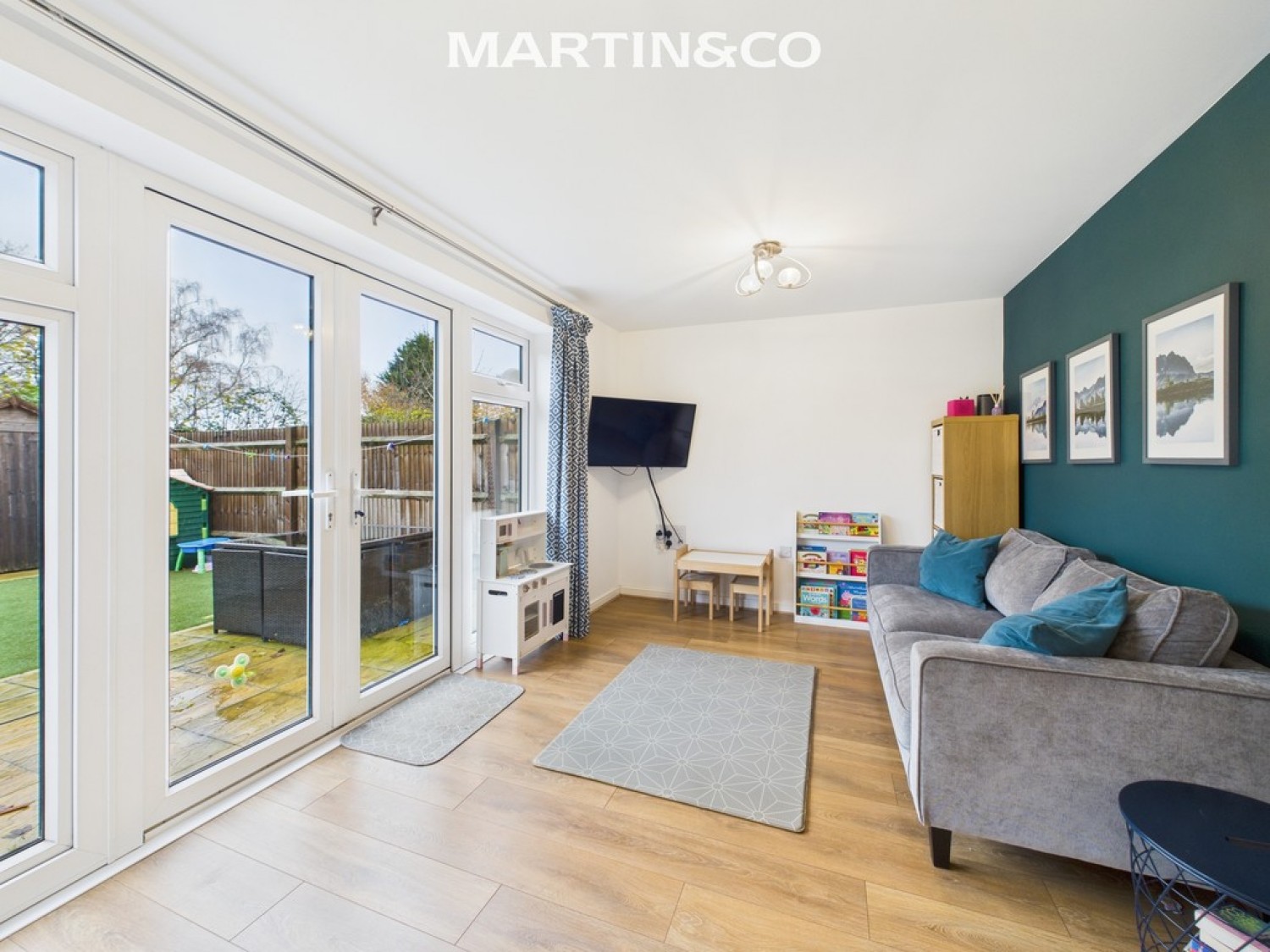 3 bedroom House in Morris Close, Wokingham