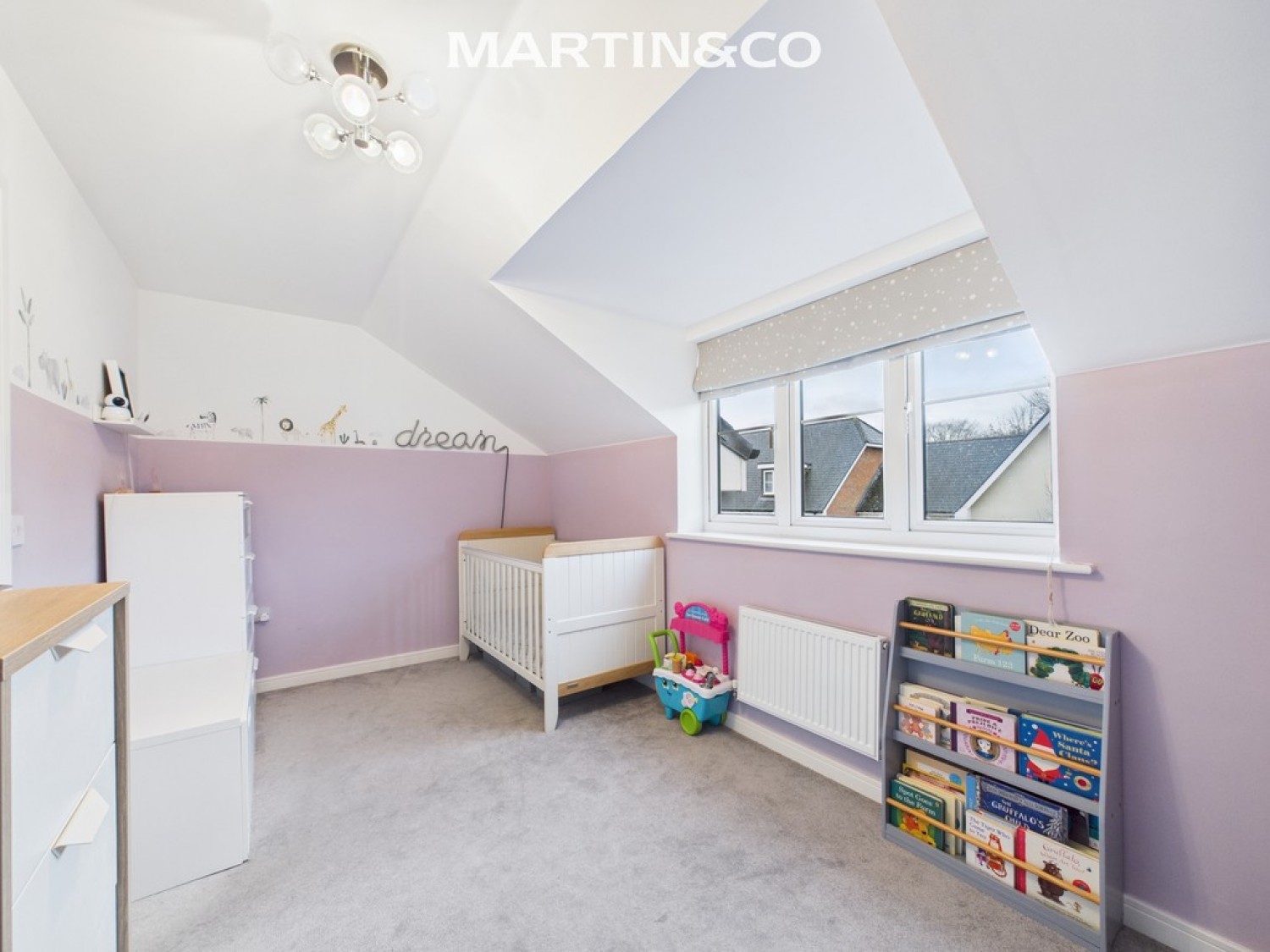 3 bedroom House in Morris Close, Wokingham