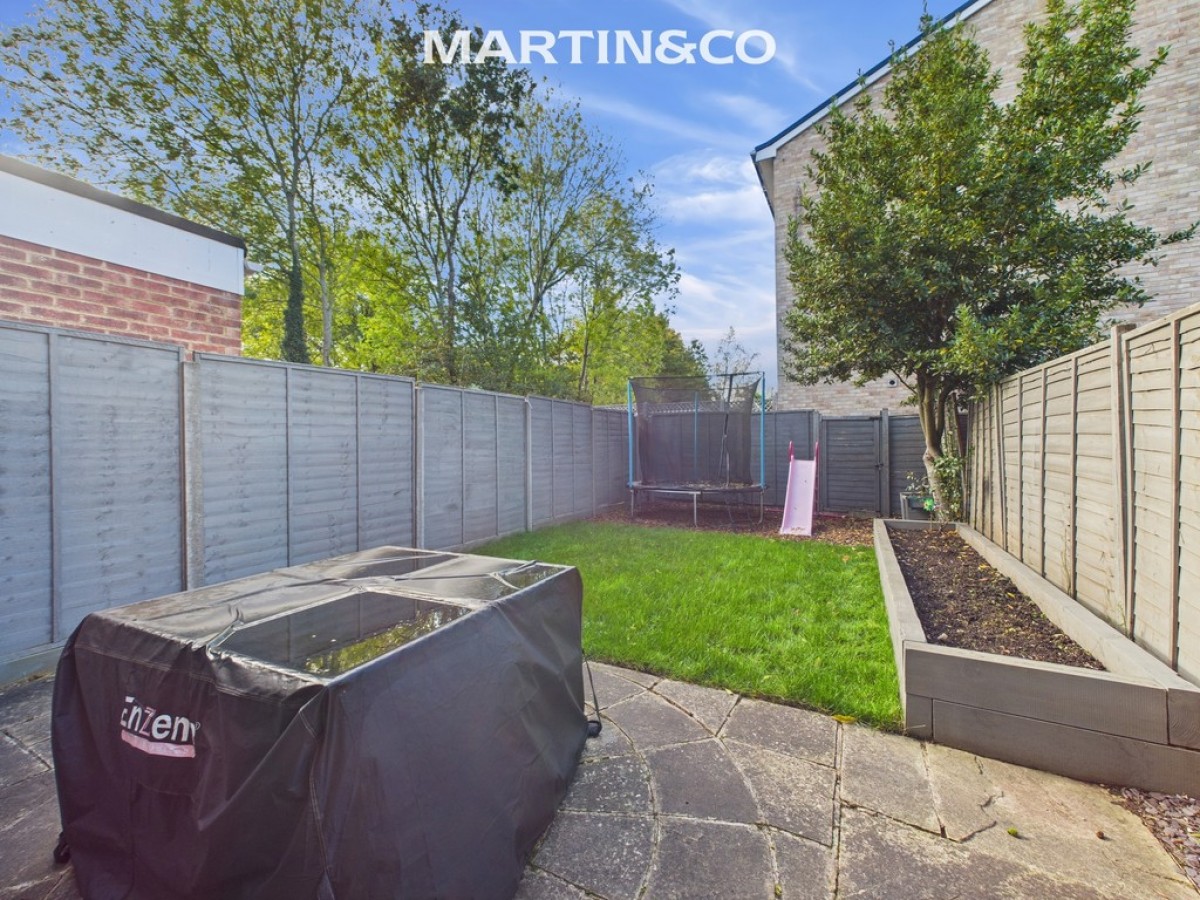 Shefford Crescent, Wokingham