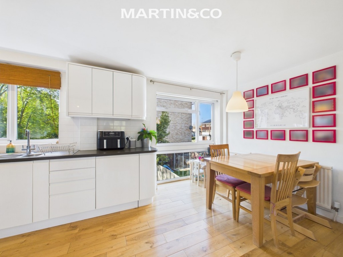 Shefford Crescent, Wokingham