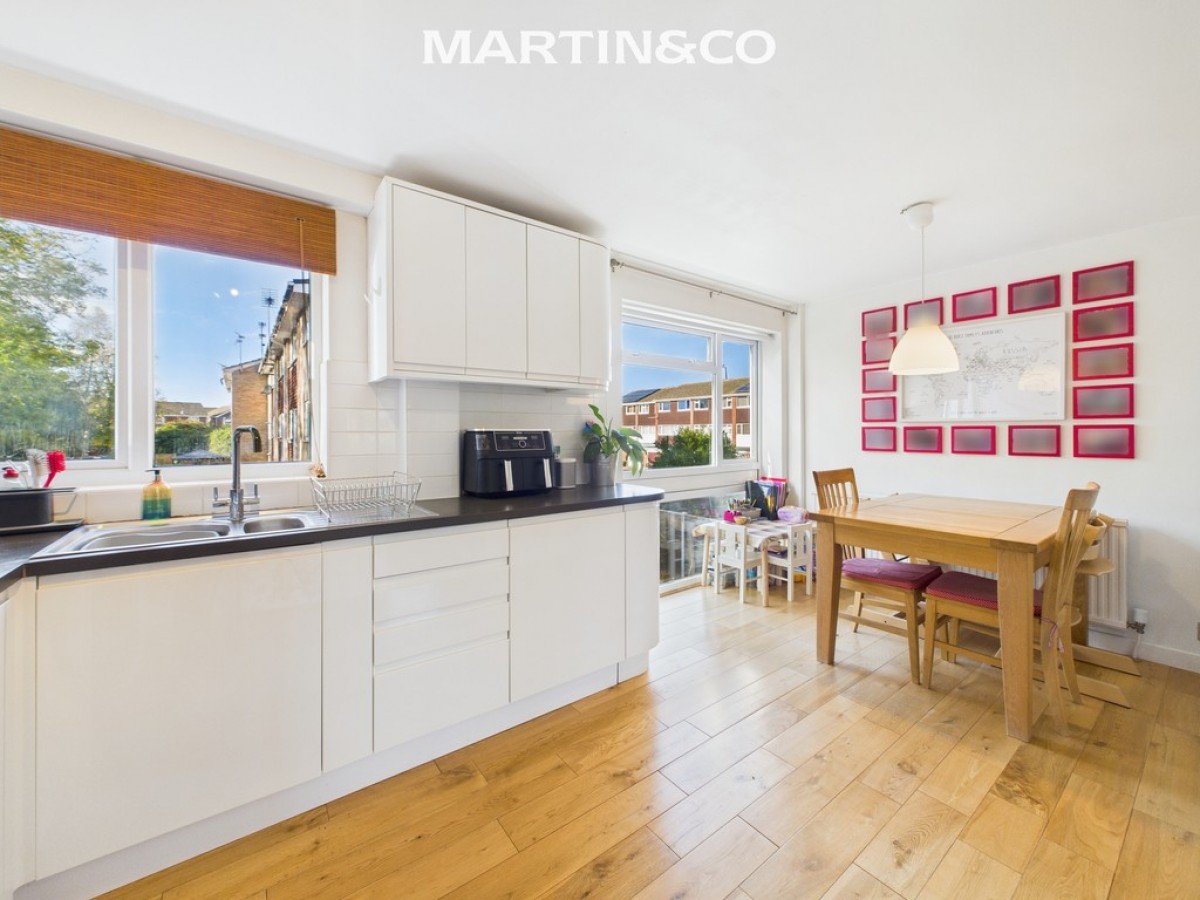 Shefford Crescent, Wokingham