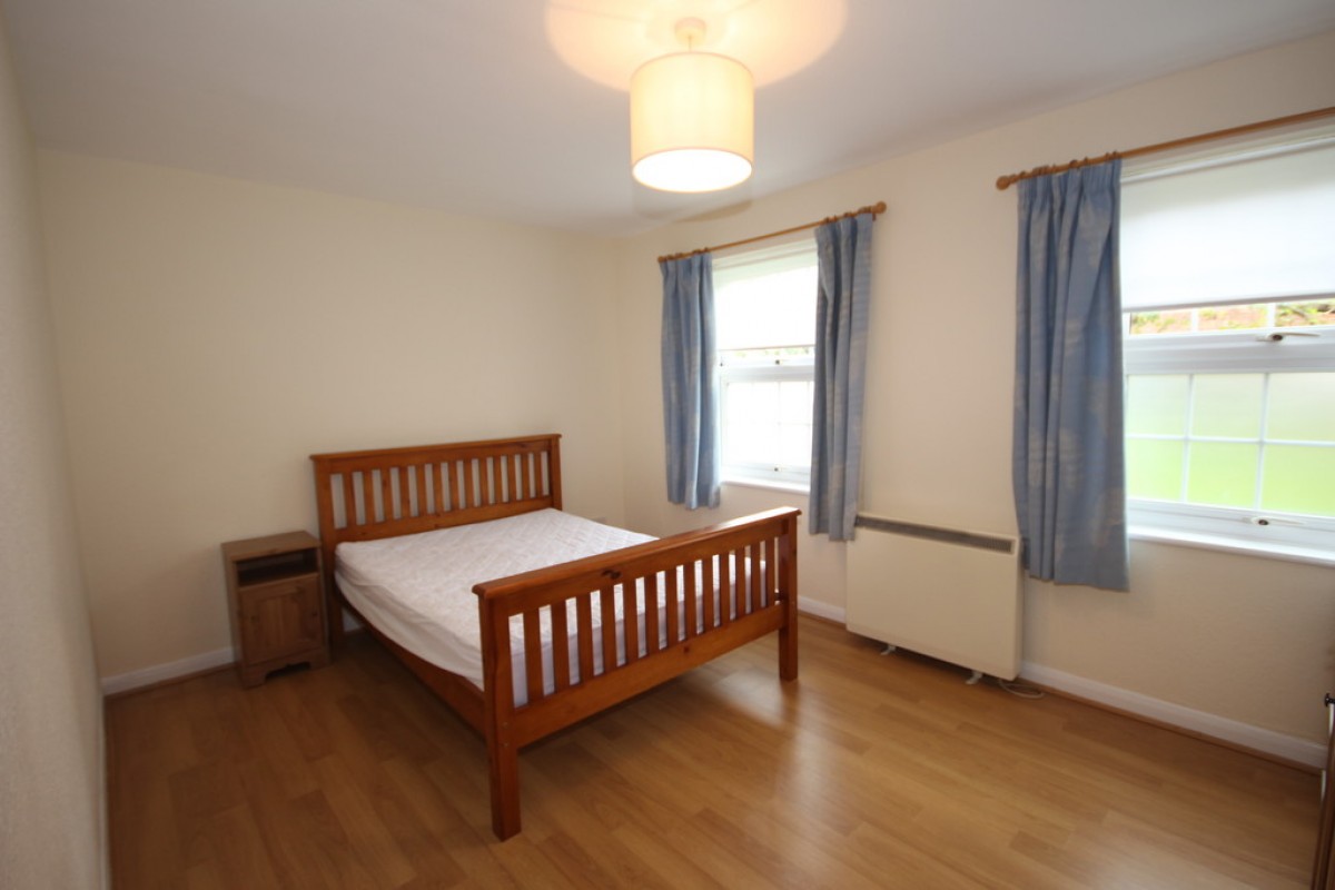 Milton Gardens, Wokingham