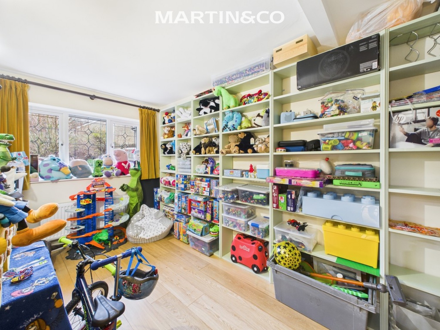 3 bedroom House in Blackcap Place