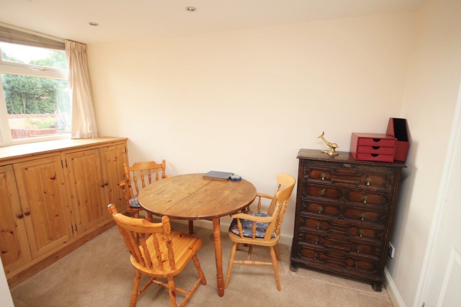 2 bedroom Flat for Auction Grainford Court, Crescent Road, Wokingham