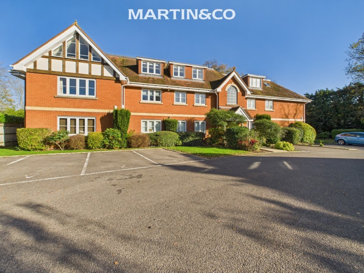 Highgrove, Winnersh Grove