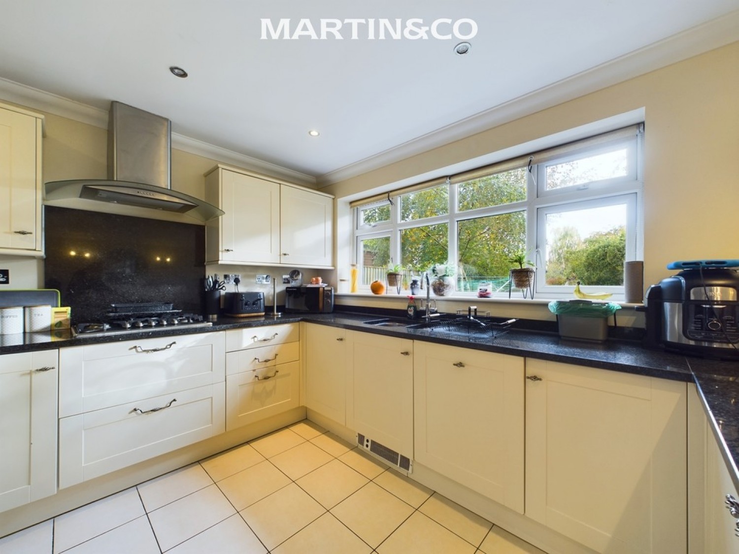 5 bedroom House for Sale Cutbush Lane West, Shinfield