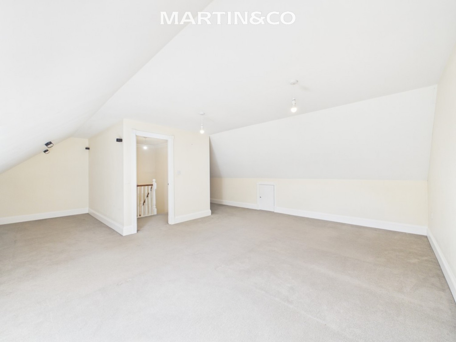 5 bedroom House for Sale Cutbush Lane West, Shinfield