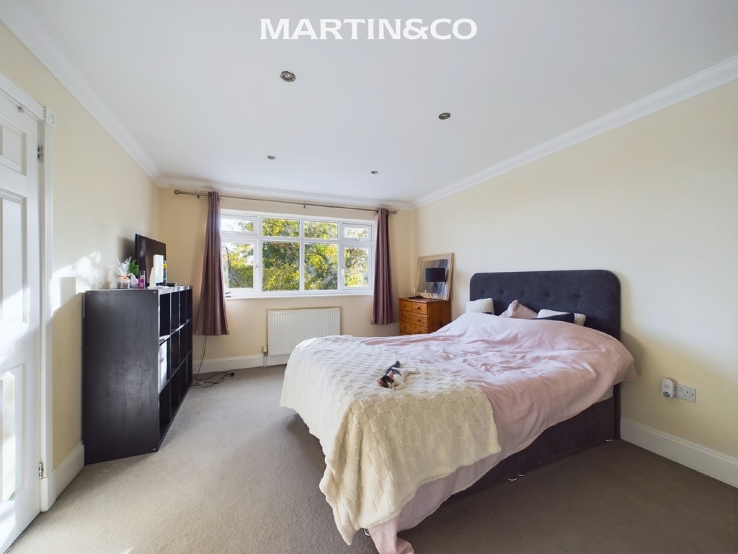 5 bedroom House for Sale Cutbush Lane West, Shinfield