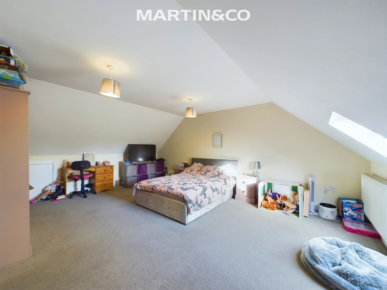 5 bedroom House for Sale Cutbush Lane West, Shinfield