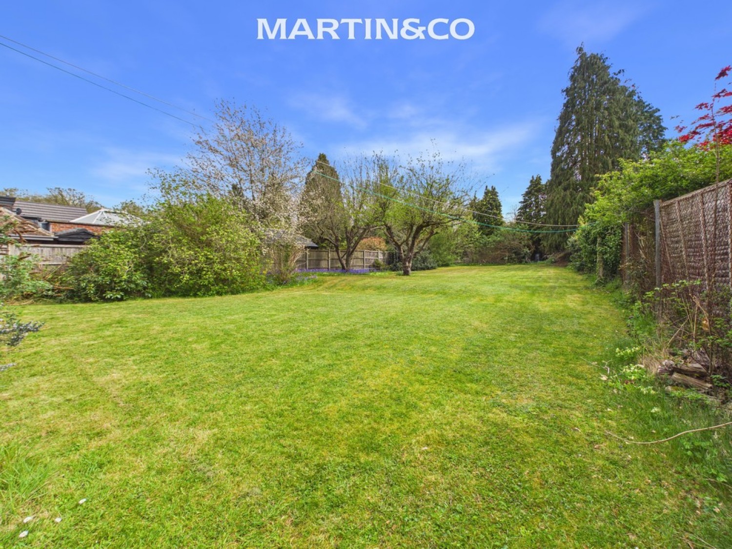 5 bedroom Bungalow for Sale Luckley Road, Wokingham