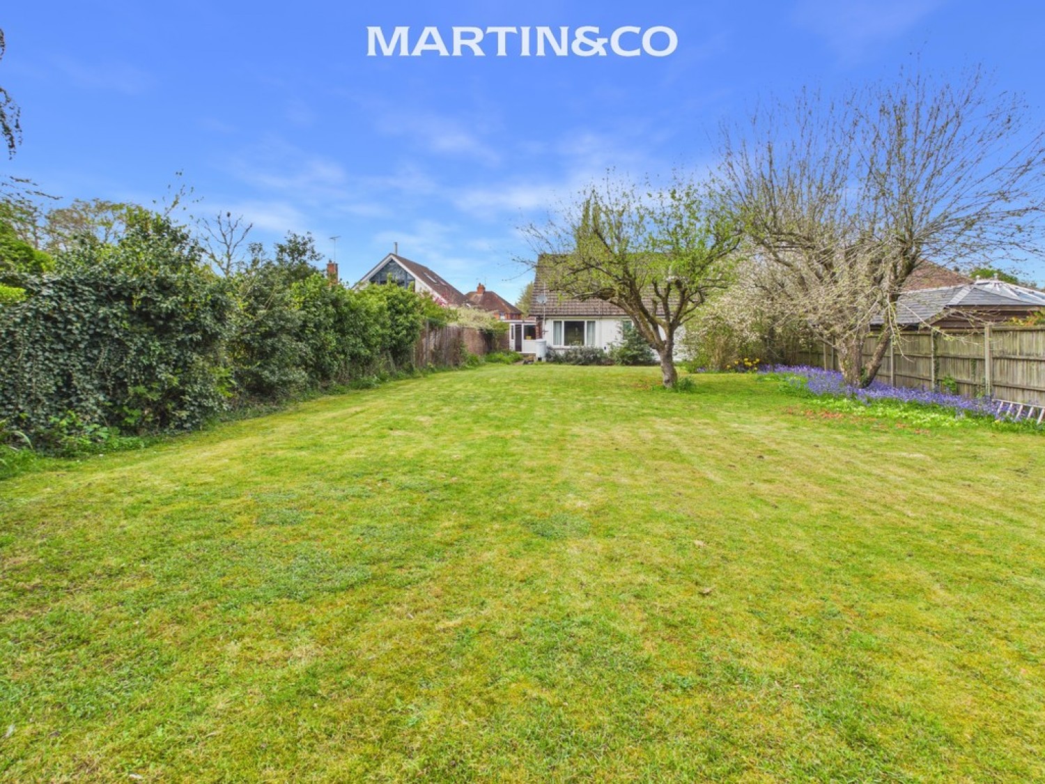 5 bedroom Bungalow for Sale Luckley Road, Wokingham