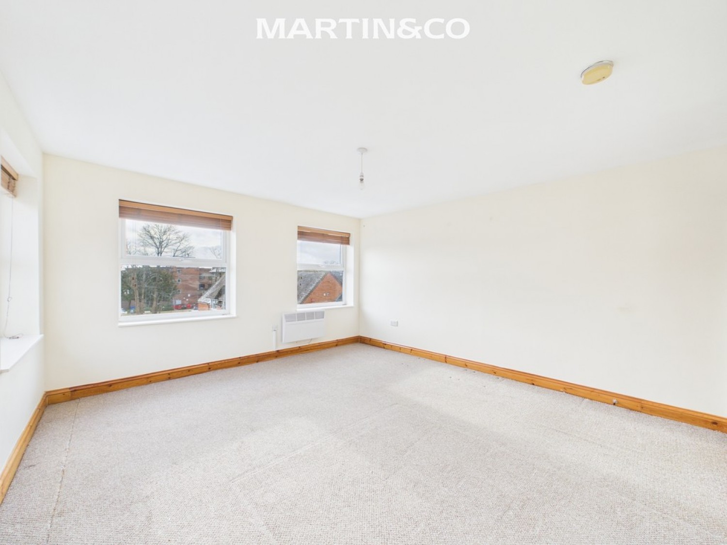 2 bedroom Flat for Letting Broad Street, Wokingham, Berkshire