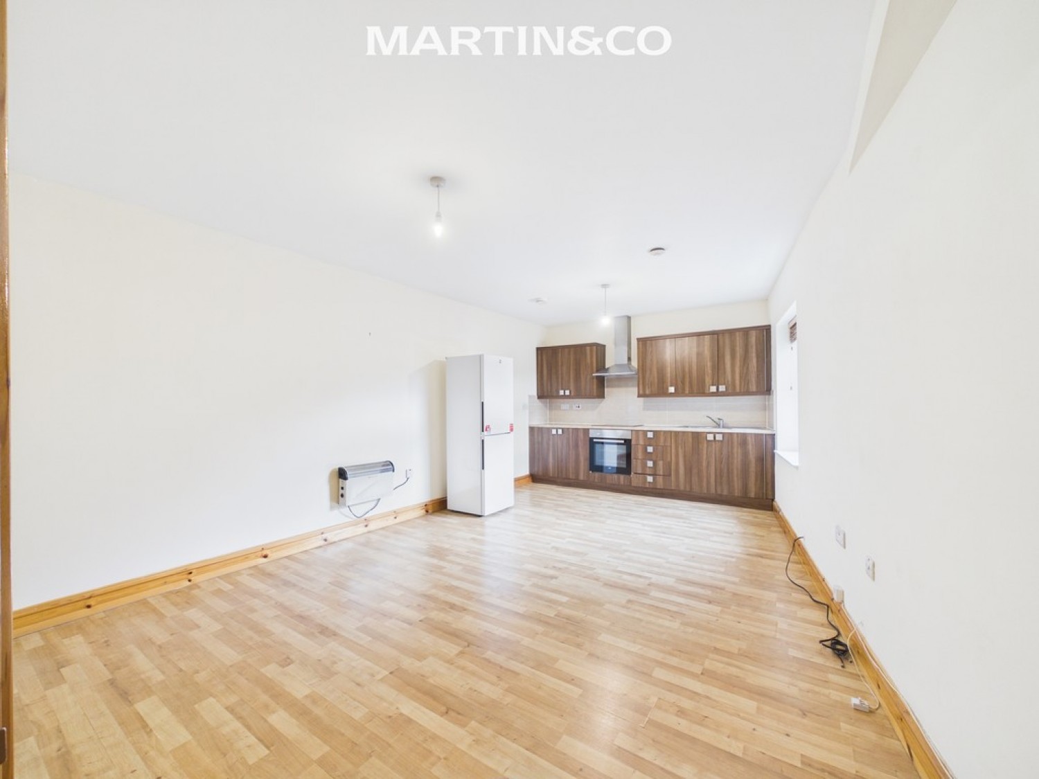 2 bedroom Flat for Letting Broad Street, Wokingham, Berkshire