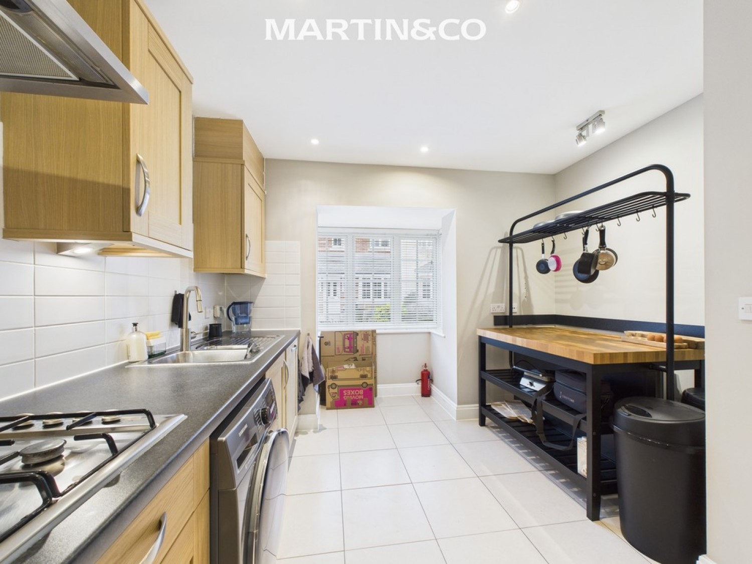 5 bedroom House for Letting Brackendale Close