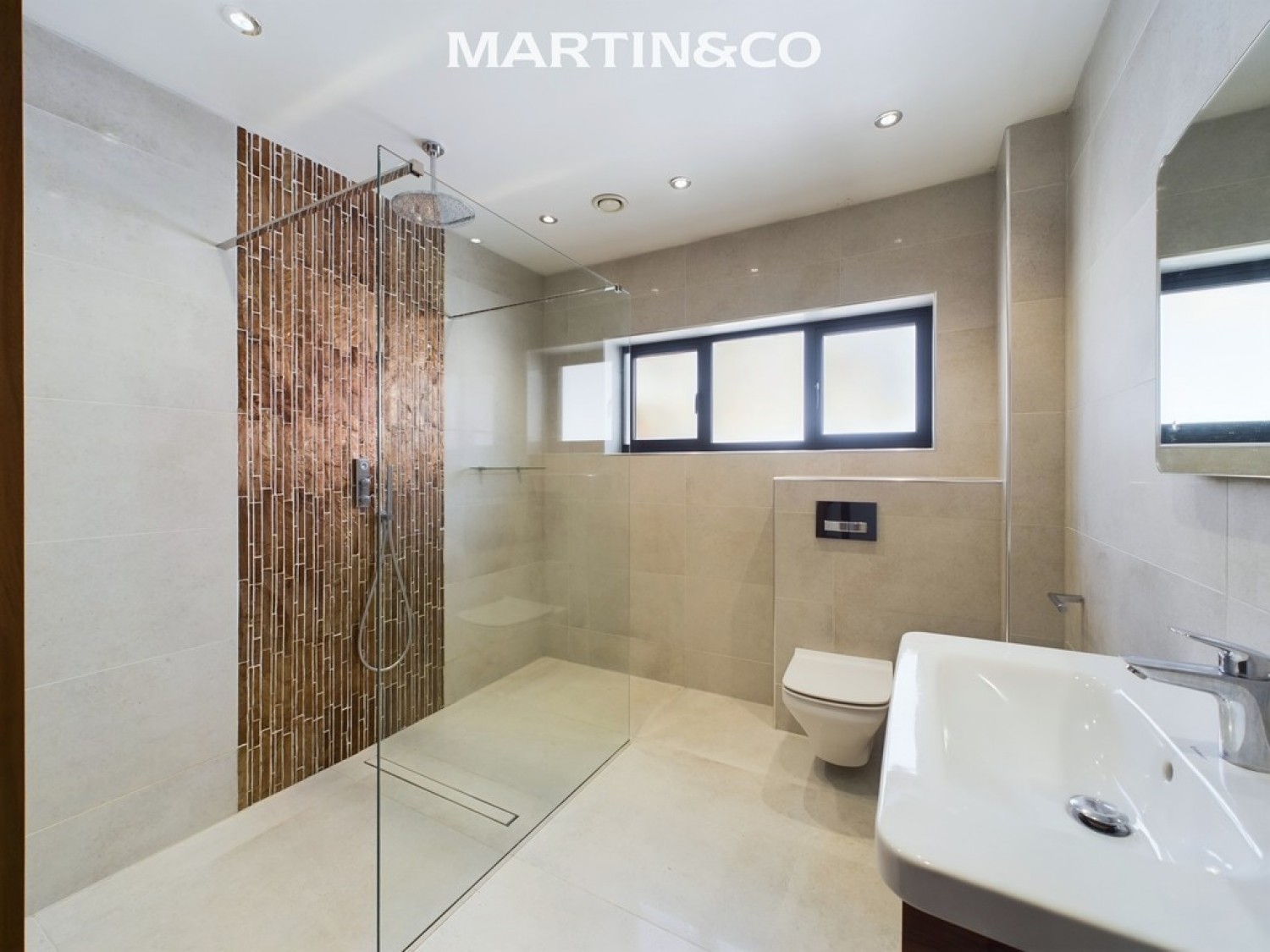 4 bedroom House for Sale Easthampstead Road, Wokingham